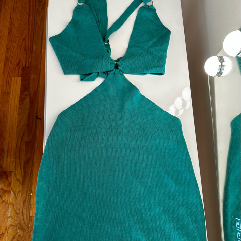 Green Summer Dress with Cutouts - Picture 2 of 5